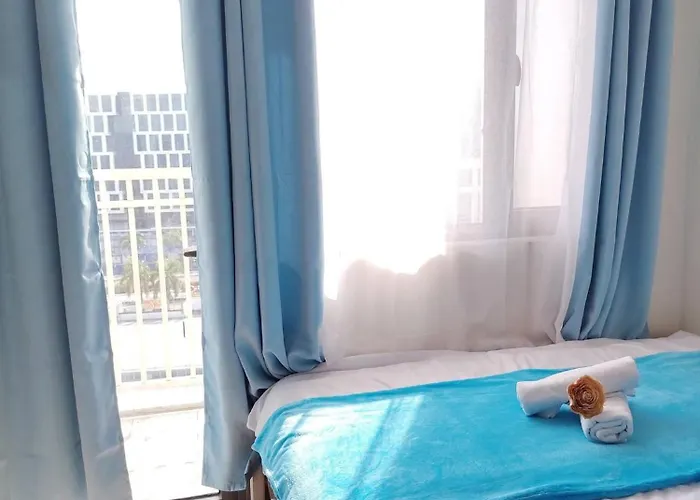 アパート Eiress Staycation マニラ市